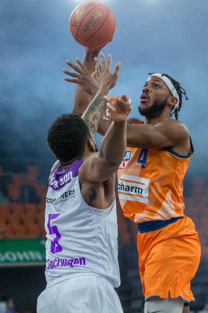 英超赛场的 英超赛场的