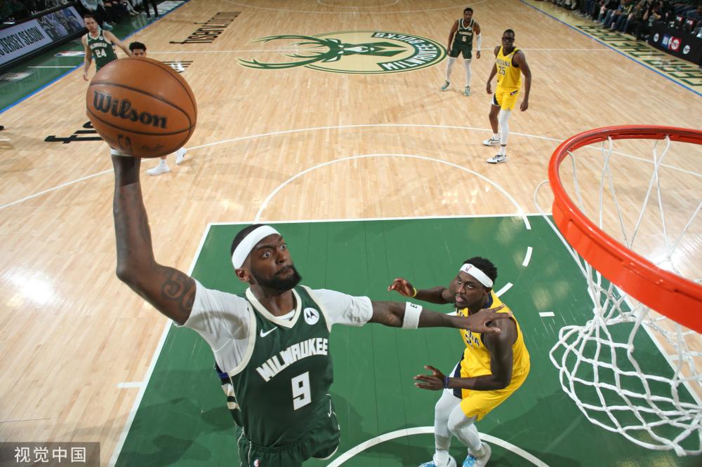 容中的年轻 容中的年轻