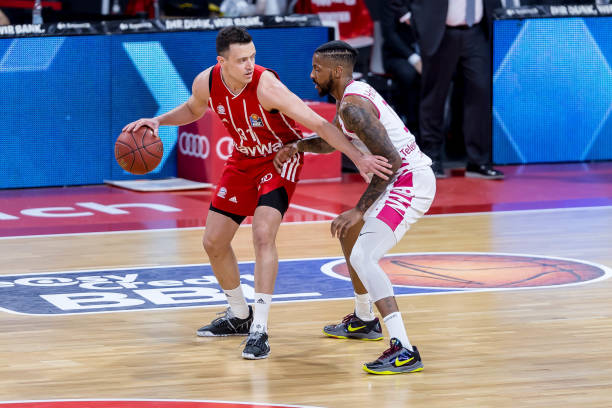 发展速度受 发展速度受