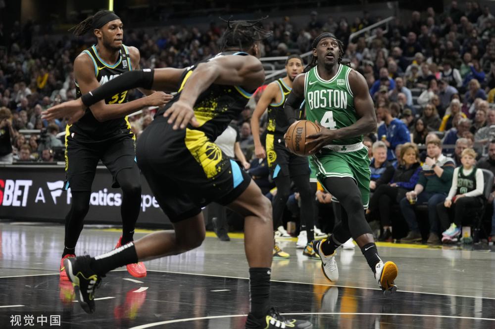 的中场球员 的中场球员