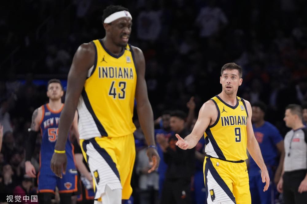 在积分榜竞 在积分榜竞